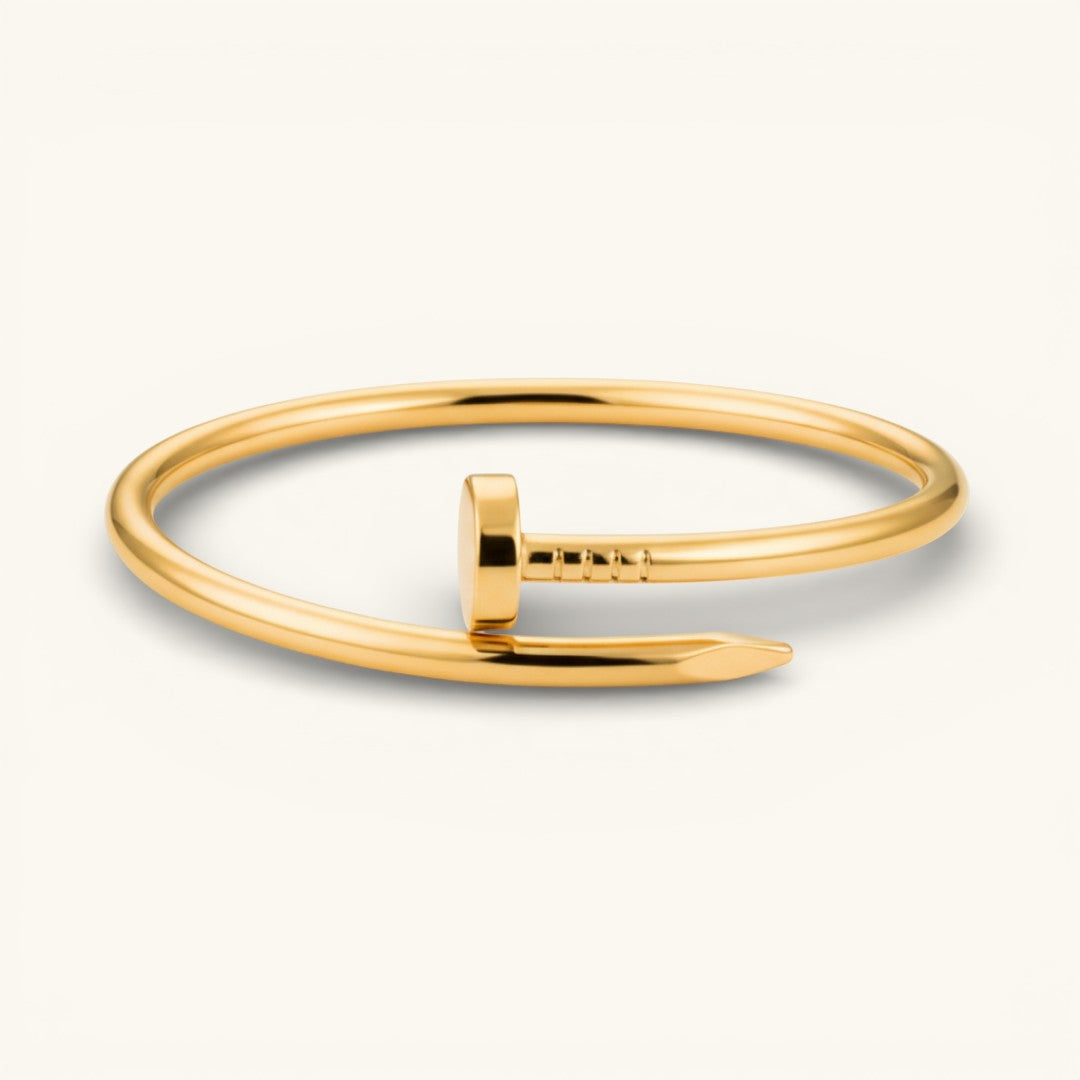 Elegance Nail Gold